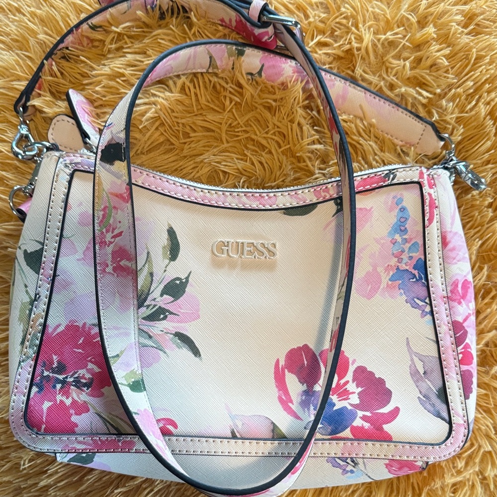 Guess Floral Shoulder Bag in Cream and Pink